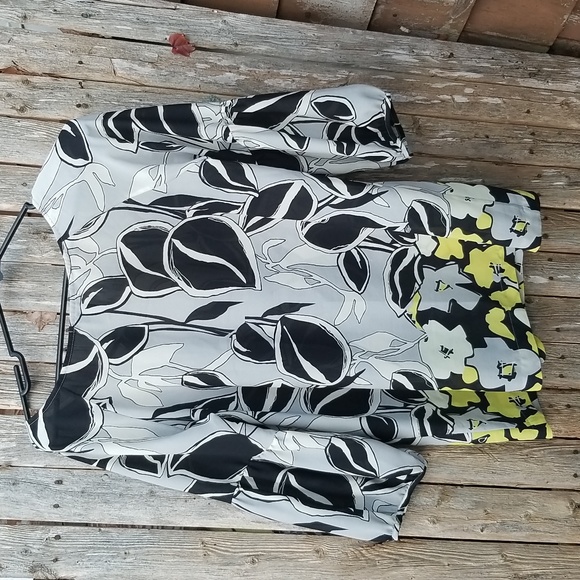 VINTAGE Y2K 90S BCBG MAXAZRIA MEDIUM FLORAL ART PRINT BLOUSE ROMANTIC SLEEVE - Picture 8 of 9